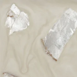 Parthenon 27.25 Inch 100 Watt Pearl & Clear Table Lamp Portable Light -Home Decorate Shop 9parthtlpe close up